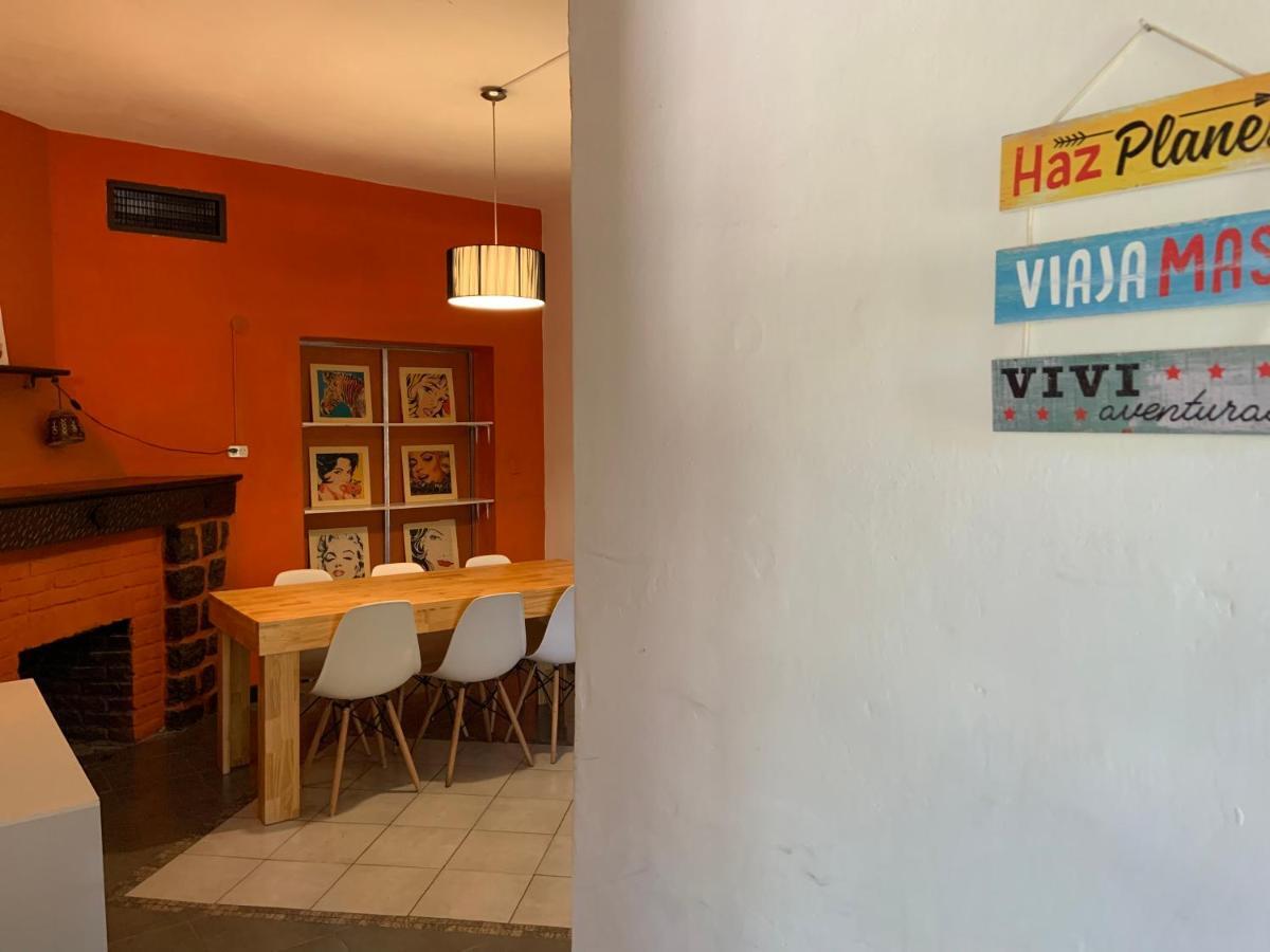 The Hostelhouse Centro. Casa De Huespedes. Вілья-Хенераль-Бельграно Екстер'єр фото
